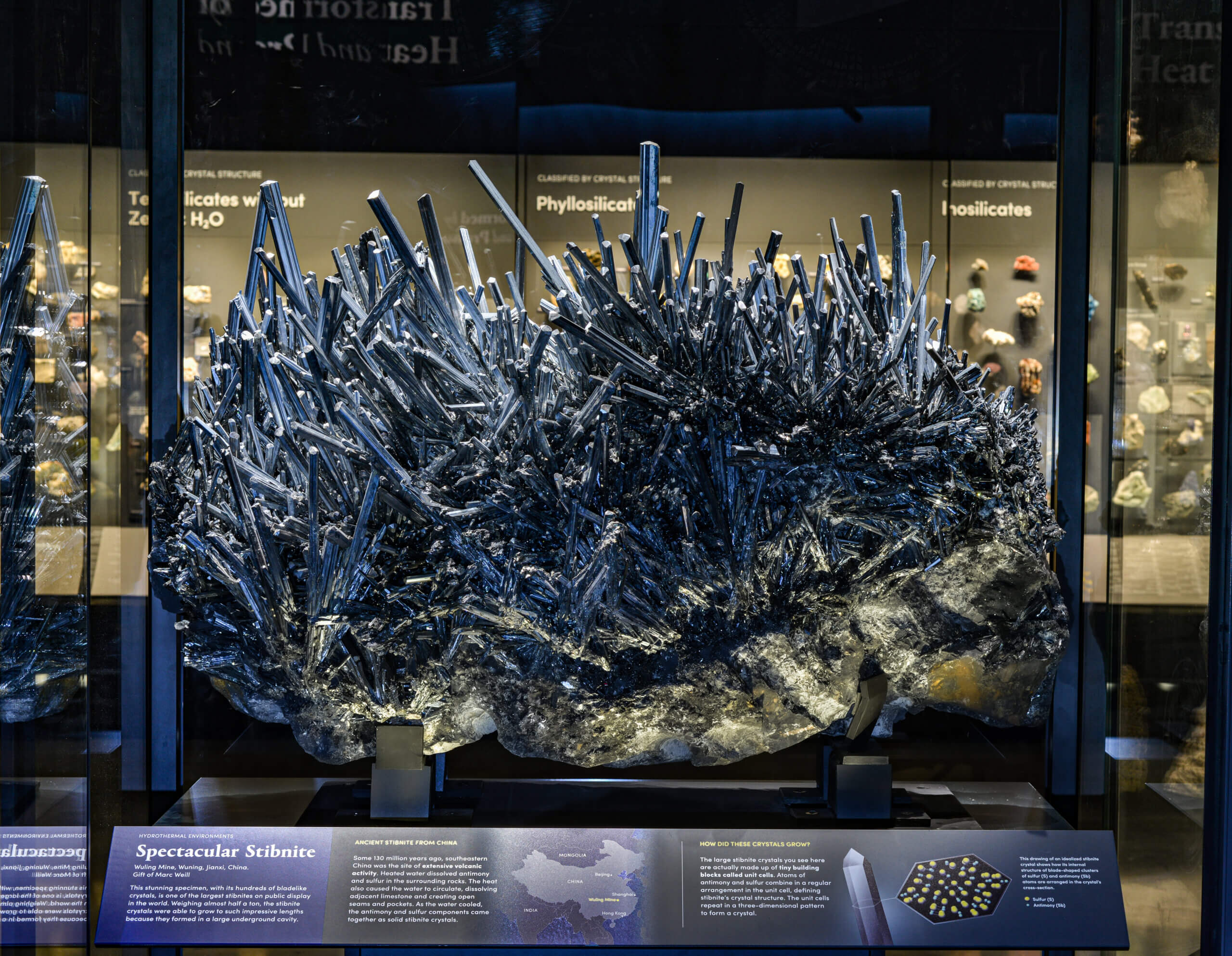 American Museum Of Natural History Opens New Halls Of Gems And Minerals